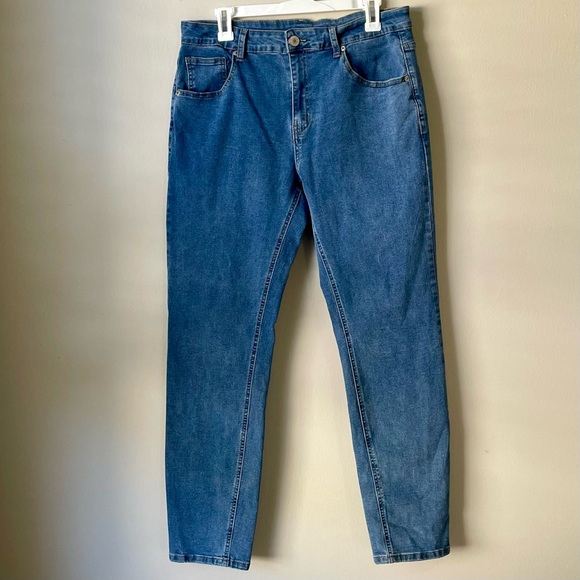 Men’s basic light blue straight leg jeans size 32 x 31 NWOT slightly tapered leg - Picture 6 of 8